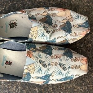 Limited Edition Disney Cinderella Toms shoes - 11 Women’s